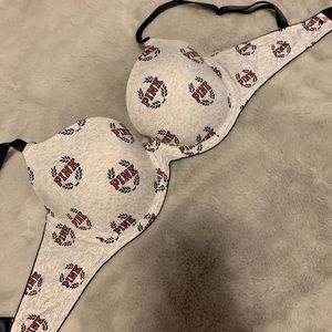 PINK Bra; never worn; Size 36D